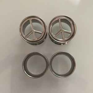 2 sets of 5/8 gauges (16mm) metal double flared